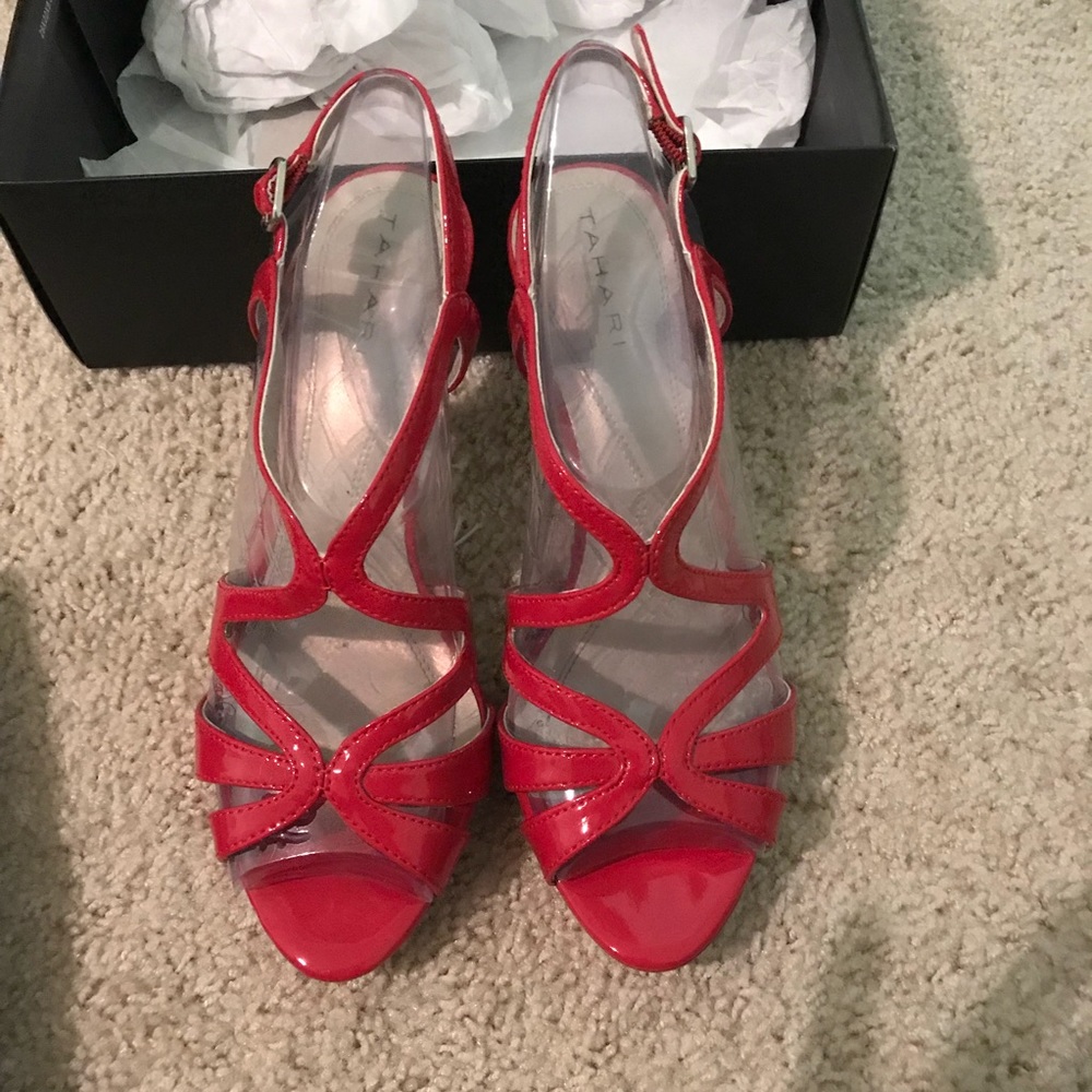Tahari Red heels Balthasar